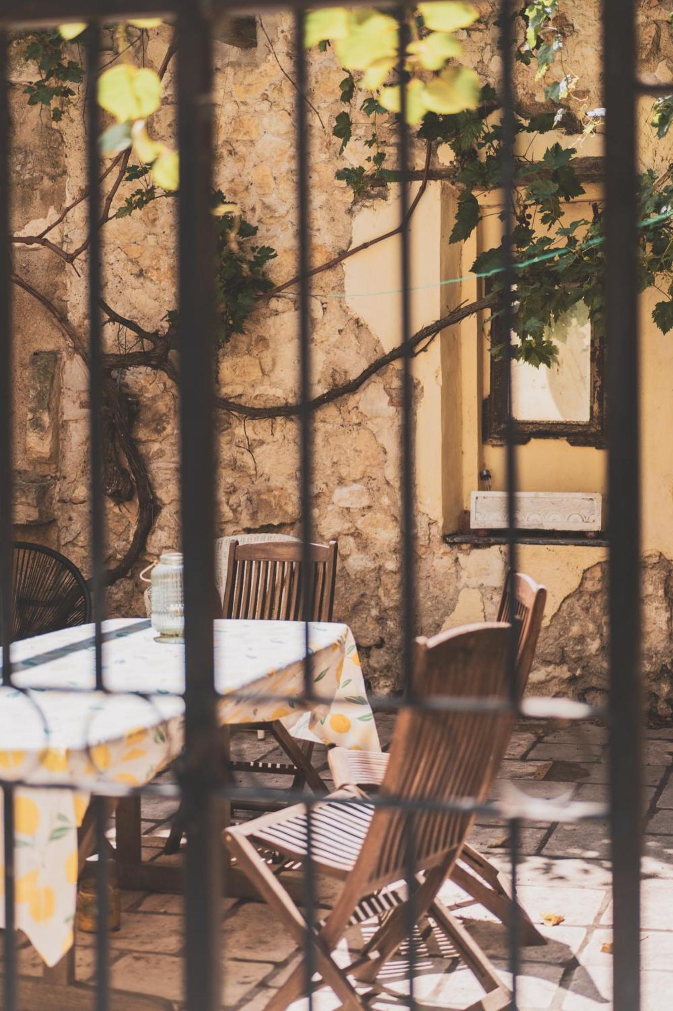 Maison Pelissier Bed And Breakfast With Sweeming Pool Cuxac-dʼAude Buitenkant foto